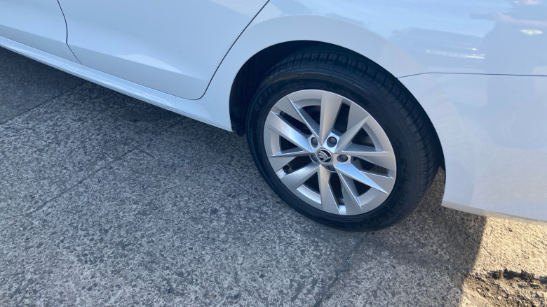 Skoda Octavia 1.5 TSI e-TEC SE L 5dr DSG Petrol Estate